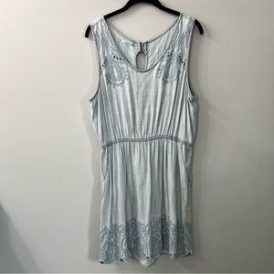Maurices Blue Chambray Sleeveless Paisley Embroidered Keyhole Back Dress Large